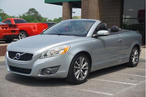 2011 Volvo C70 T5