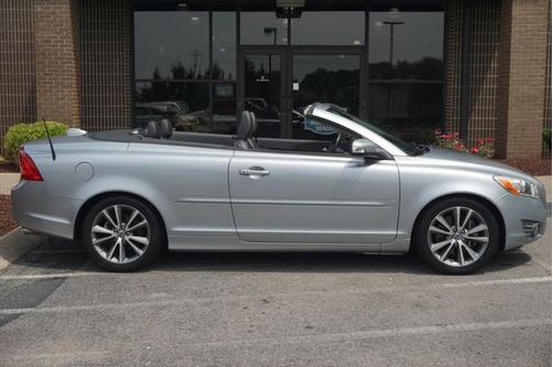 2011 Volvo C70 T5