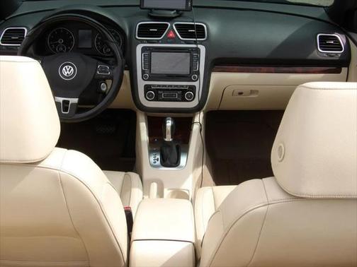 2012 Volkswagen Eos Executive