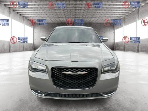 2017 Chrysler 300 S
