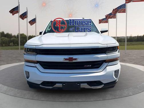 White 2018 Chevrolet Silverado 1500 2LT