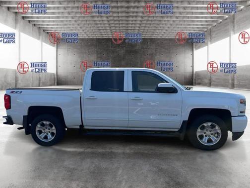 White 2018 Chevrolet Silverado 1500 2LT