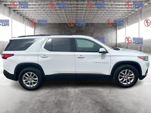 White 2020 Chevrolet Traverse LT Leather