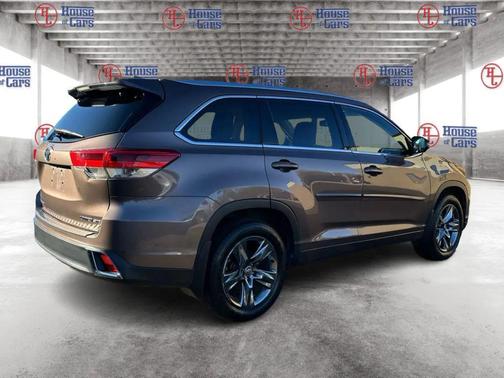 2017 Toyota Highlander Limited Platinum