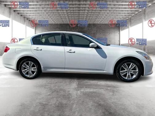 2013 INFINITI G37x Base