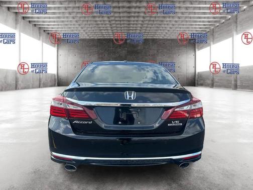Crystal Black Pearl 2017 Honda Accord Touring V6