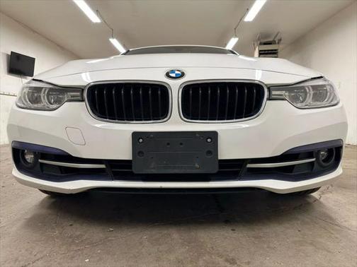 2018 BMW 330 xDrive