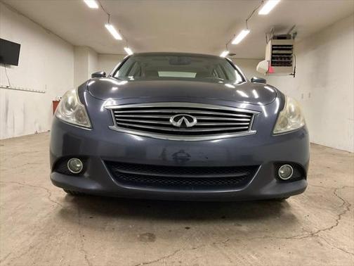 2011 INFINITI G37x Base