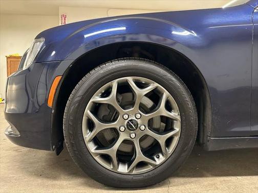 2015 Chrysler 300 S