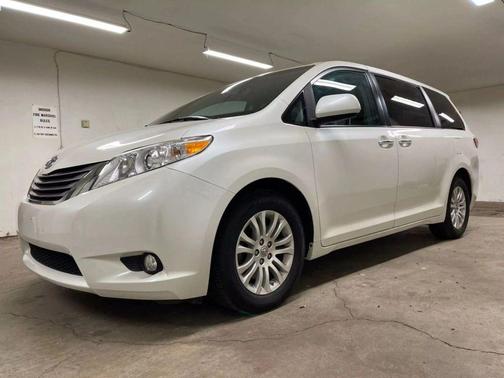 2017 Toyota Sienna Limited