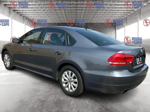 2014 Volkswagen Passat 1.8T S