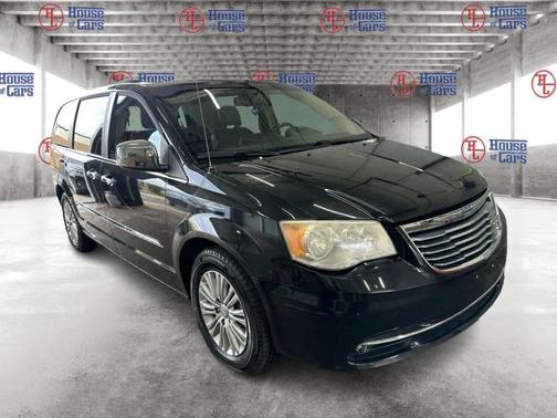 2015 Chrysler Town & Country Touring-L