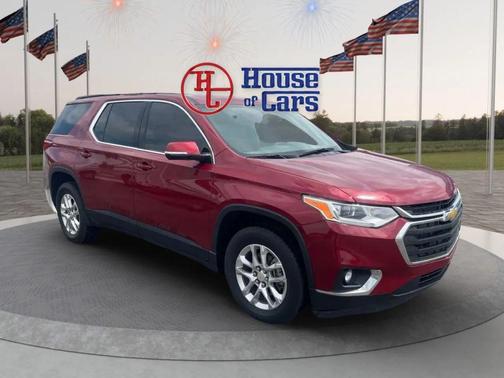 Cajun Red Tintcoat 2020 Chevrolet Traverse LT Cloth