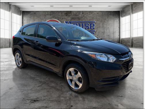 Crystal Black Pearl 2018 Honda HR-V LX