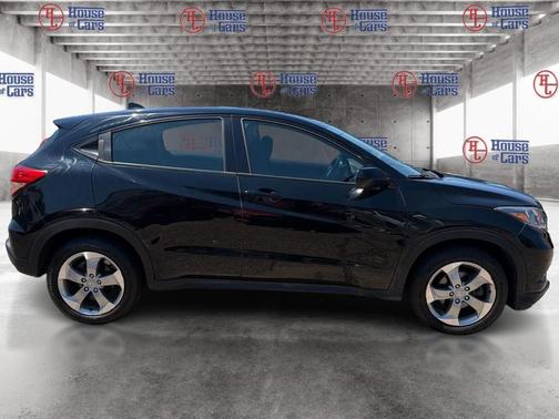 Crystal Black Pearl 2018 Honda HR-V LX