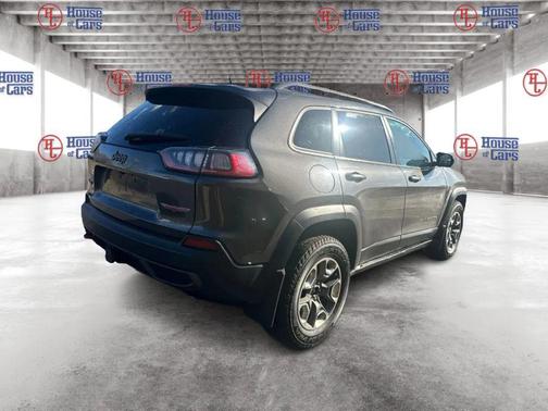 Gray 2019 Jeep Cherokee Trailhawk Elite