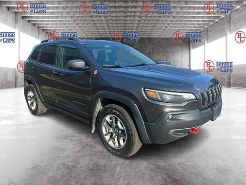 Gray 2019 Jeep Cherokee Trailhawk Elite