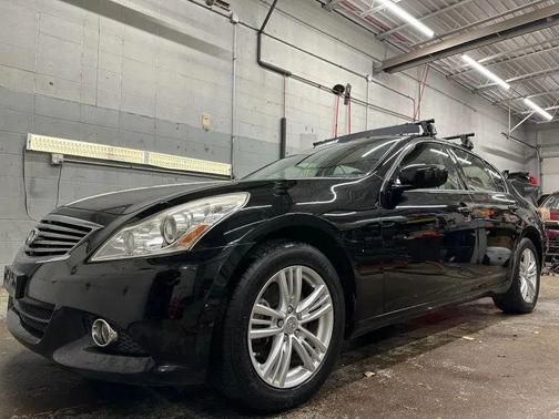 2013 INFINITI G37x Base