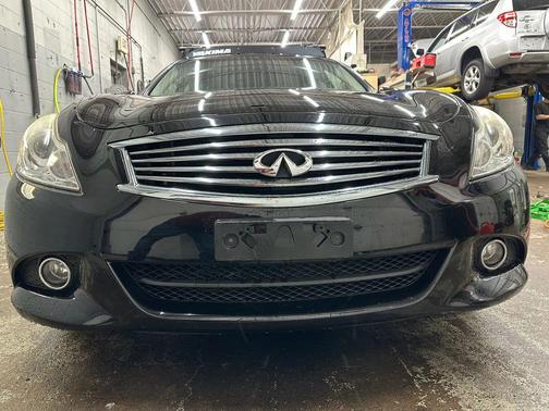 2013 INFINITI G37x Base