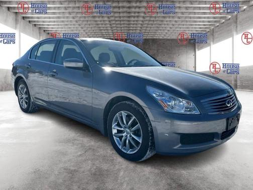 2009 INFINITI G37x Base