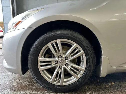 2013 INFINITI G37x Base