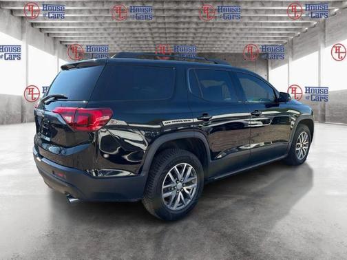 2017 GMC Acadia SLE-2