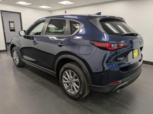 2022 Mazda CX-5 2.5 S Preferred Package