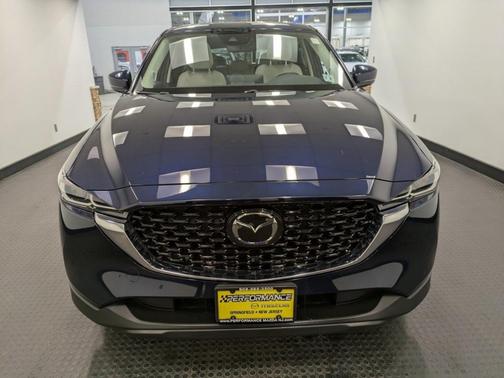2022 Mazda CX-5 2.5 S Preferred Package