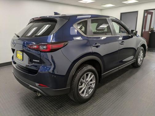 2022 Mazda CX-5 2.5 S Preferred Package