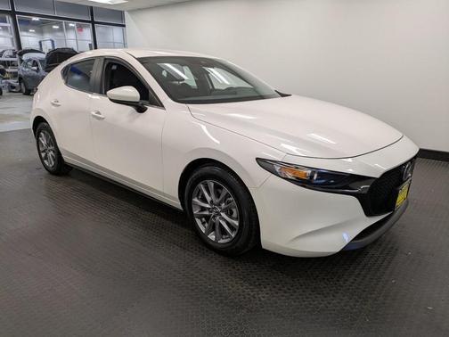 2022 Mazda Mazda3 2.5S FWD