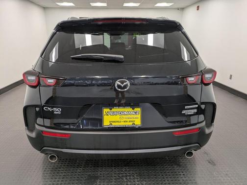 2024 Mazda CX-50 2.5 S Preferred Package