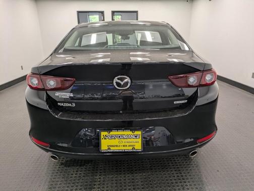 2022 Mazda Mazda3 2.5S FWD