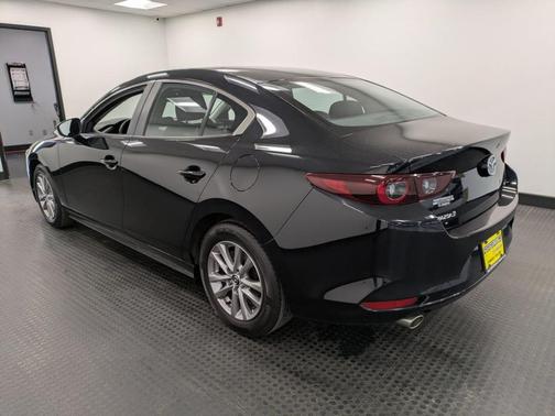 2022 Mazda Mazda3 2.5S FWD