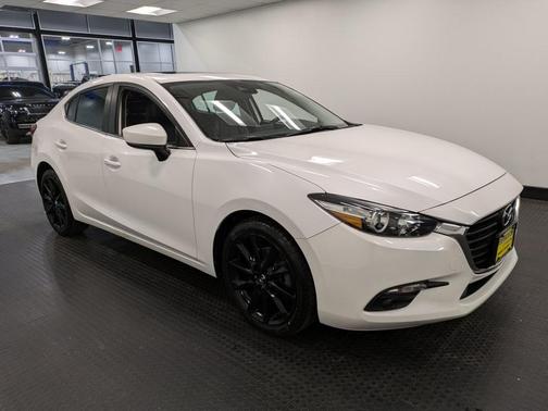 2018 Mazda Mazda3 Touring