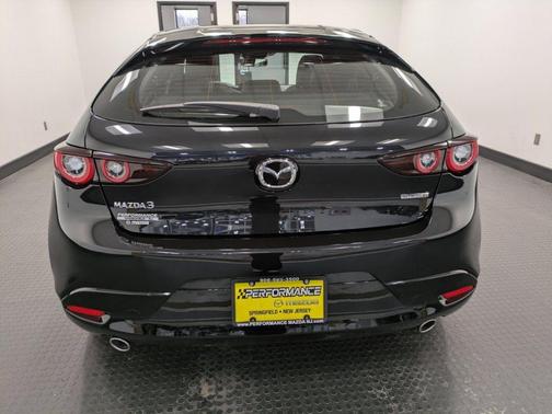 2025 Mazda Mazda3 FWD w/Preferred Package
