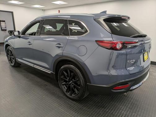 2023 Mazda CX-9 Carbon Edition