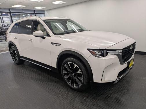 2024 Mazda CX-90 PHEV Premium Plus