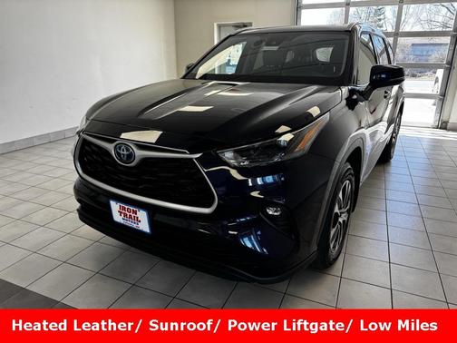 2022 Toyota Highlander Hybrid XLE