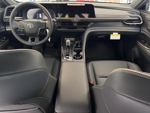 2025 Toyota Crown XLE