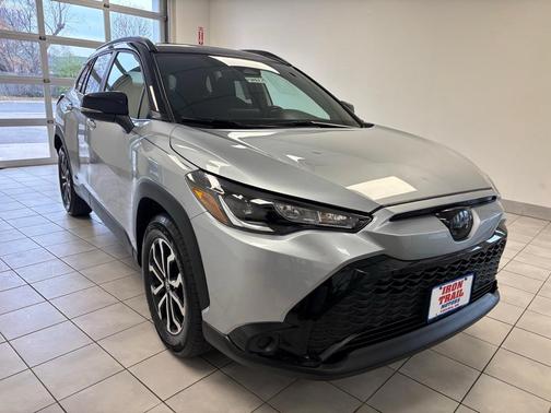 2024 Toyota Corolla Cross Hybrid SE