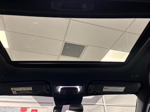 2024 Toyota Corolla Cross Hybrid SE