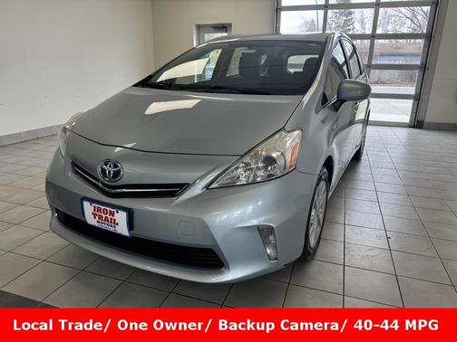 2013 Toyota Prius v Five
