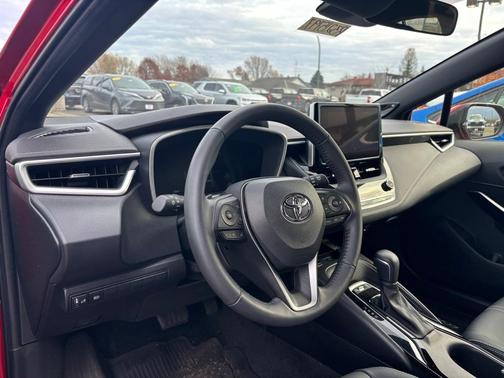 2024 Toyota Corolla Hatchback XSE