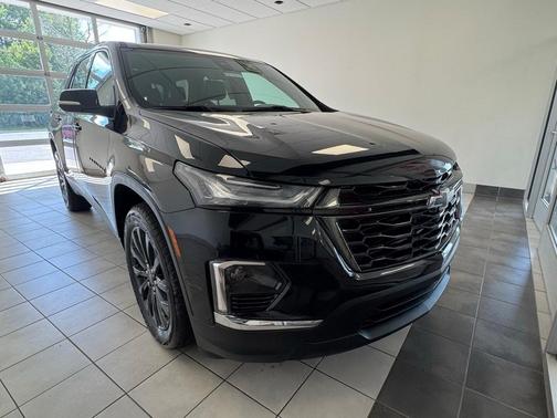 2022 Chevrolet Traverse RS