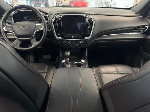 2022 Chevrolet Traverse RS