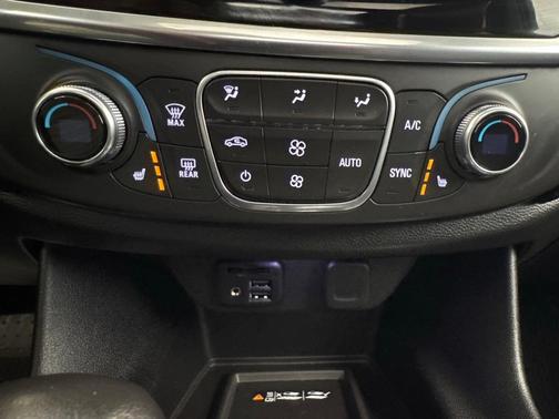 2022 Chevrolet Traverse RS