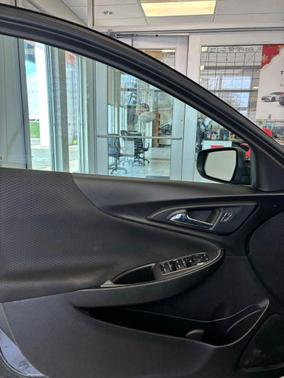 Mosaic Black Metallic 2017 Chevrolet Malibu 1LS