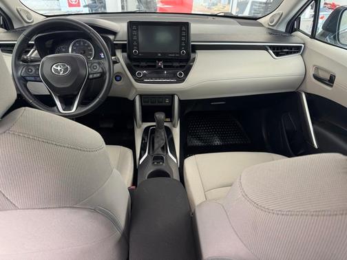 2022 Toyota Corolla Cross LE