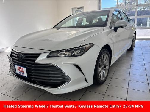 2021 Toyota Avalon XLE