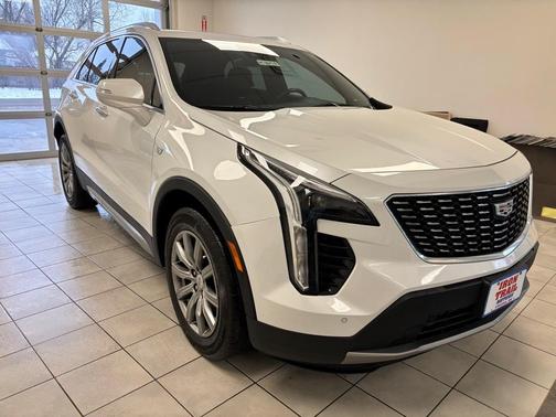 2021 Cadillac XT4 Premium Luxury